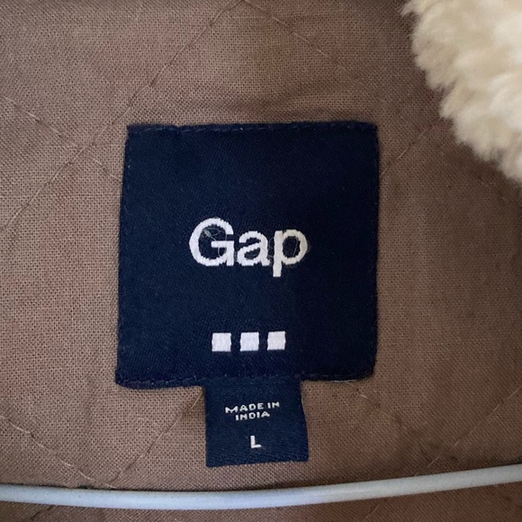 Quilted GAP jacket L . - Picture 2 of 5